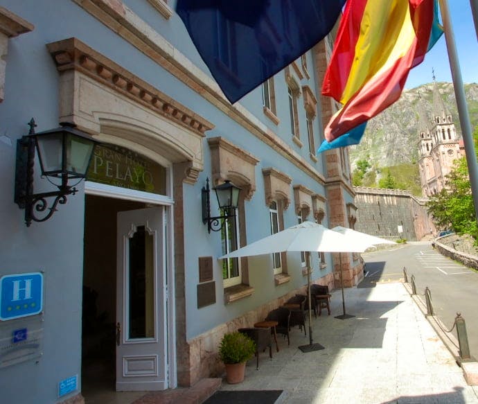 Arcea Gran Hotel Pelayo - Hoteleingang&nbsp;&ndash;&nbsp;&copy;&nbsp;Arcea Gran Hotel Pelayo