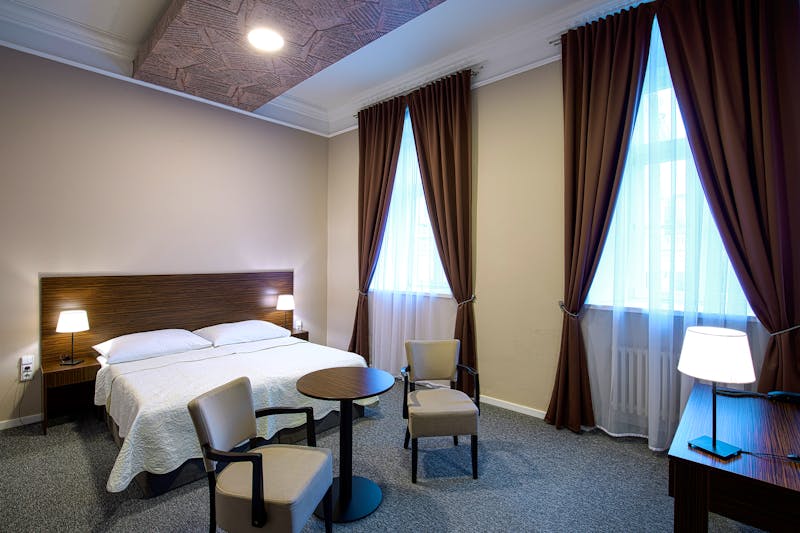 Teplice - Kurhaus Beethoven - Zimmerbeispiel Doppelzimmer Komfort – ©FOTO STUDIO H, Ondrej Hajek, Vojtech Hajek, Ludmila Hajkova