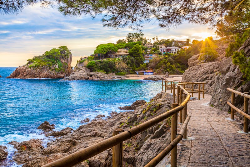 Küstenweg bei Tossa de Mar an der Costa Brava - ©hansgeel - stock.adobe.com