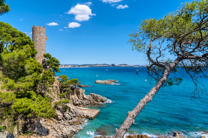 Wachturm am Wanderweg Cami de Ronda bei Palamos - ©Pablo Eskuder - stock.adobe.com