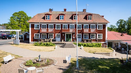 Smålandsgården in Gränna, Schweden - Hotel von außen  – © Smålandsgården