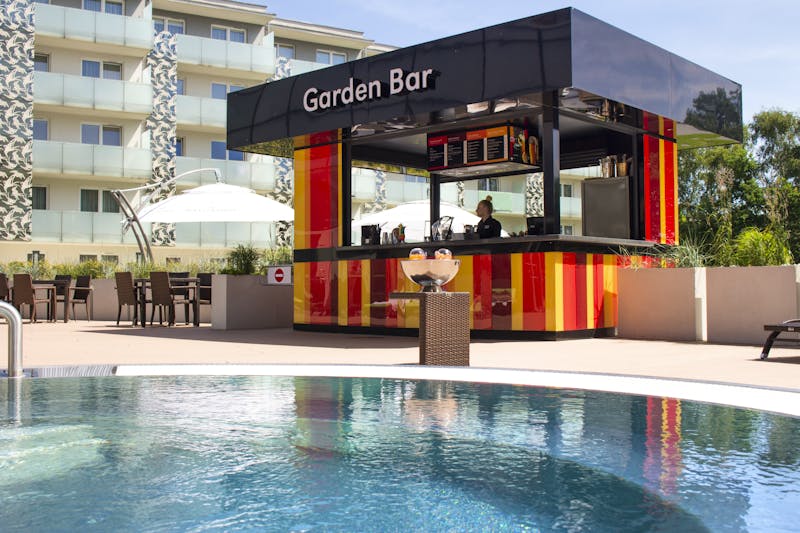 Garten-Bar  im Aquarius hotel spa & wellness – © Aquarius hotel spa & wellness