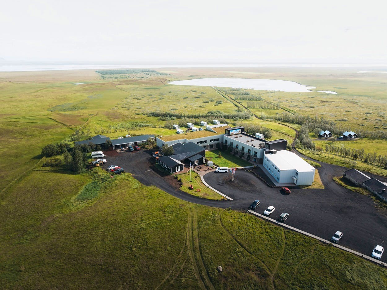 Hotel Laki in Kirkjubäjarklaustur, Island - Hotel von außen &nbsp;&ndash;&nbsp;&copy;&nbsp;Hotel Laki 