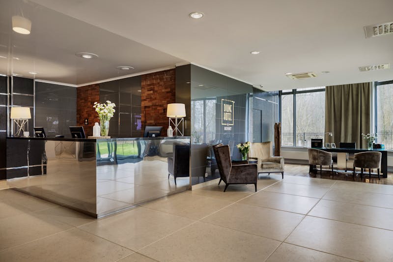 Rezeption im Diune Hotel – ©Andrzej Golc