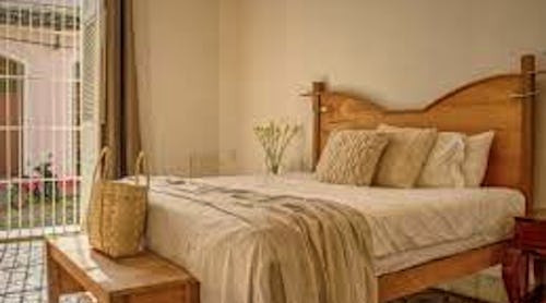 Mansion Alameda Zimmerbeispiel – © https://mansionalameda.com/de/