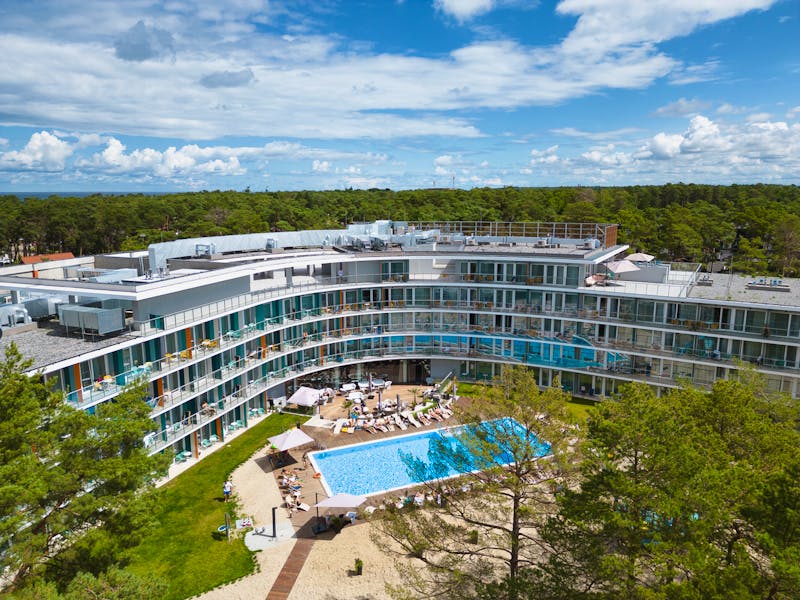 Ansicht außen mit Außenpool Hotel Linea Mare – ©Linea Mare