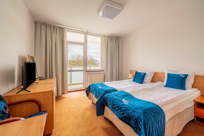 Zimmerbeispiel Comfort mit Parkblick im Baltyk – ©GOLDYSZEWICZFOTOGRAFIA PL