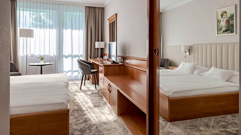 Zimmerbeispiel Standard plus im Hotel Carbona – ©Hotel Carbona