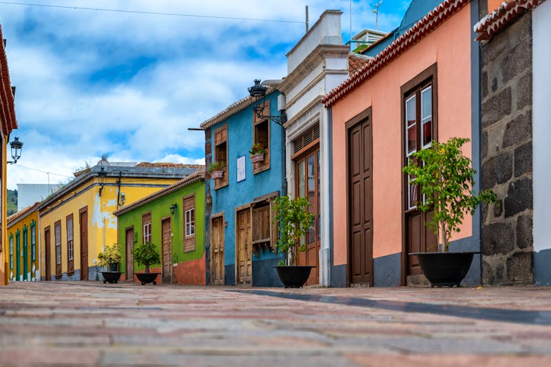 Gassen in Los Llanos de Aridane - ©Ralf Geithe - stock.adobe.com