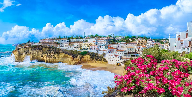 Carvoeiro  an der Algarve - ©Balate Dorin - stock.adobe.com