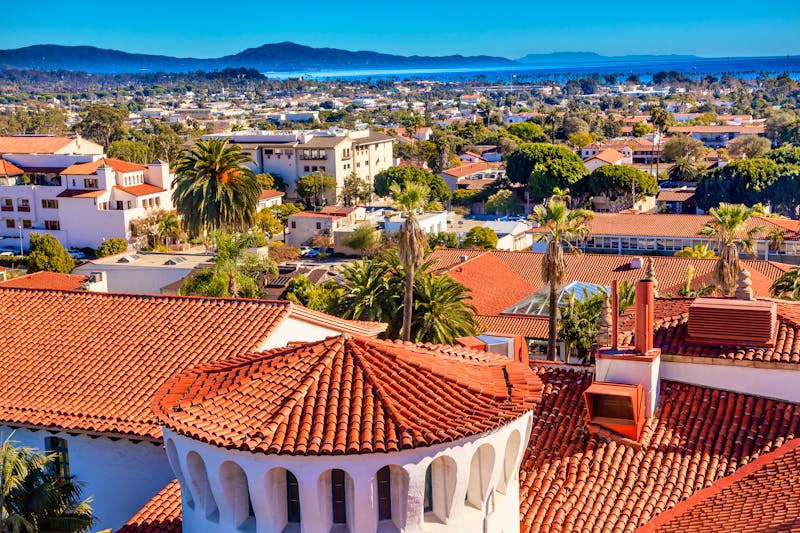 Santa Barbara in Kalifornien, USA - &copy;© William Perry 2014Northwest Trade Photos, 4330 157th PL SE, Bellevue, WA 425-957-4593, nwtradephotos@yahoo.com