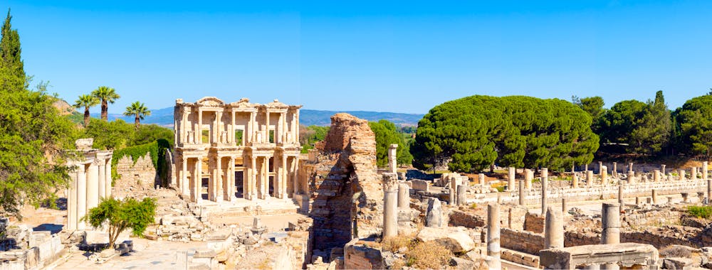Celsus-Bibliothek in Ephesus &ndash; &copy; vahit - stock.adobe.com