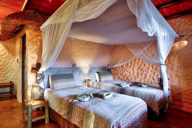 Kubu-Safari-Lodge- Zimmerbeispiel&nbsp;&ndash;&nbsp;&copy;&nbsp;Kubu Safari Lodge - patio - Terra Nova