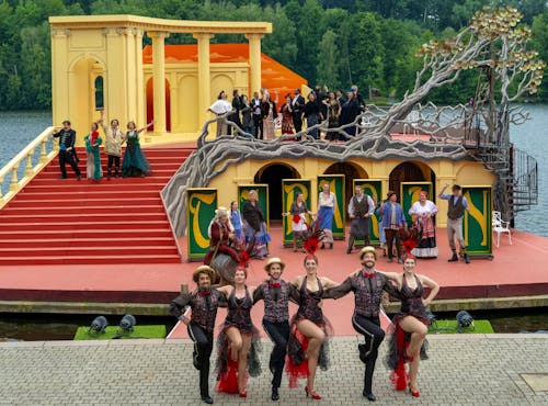 Seebühne Kriebstein 2025 - Gräfin Mariza, Operette von Emmerich Kálmán &ndash; &copy; Detlev Müller - Mittelsächsisches Theater 