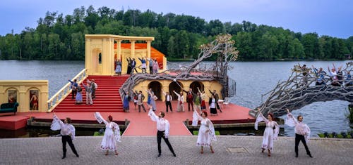 Seebühne Kriebstein 2025 - Gräfin Mariza, Operette von Emmerich Kálmán &ndash; &copy; Detlev Müller - Mittelsächsisches Theater 