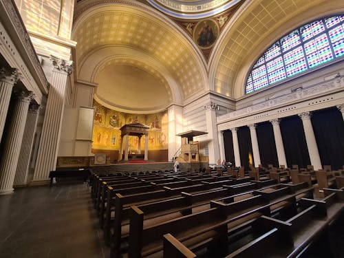 Nikolaikirche in Potsdam - Inneneinrichtung  &ndash; &copy; Random_Mentalist - stock.adobe.com