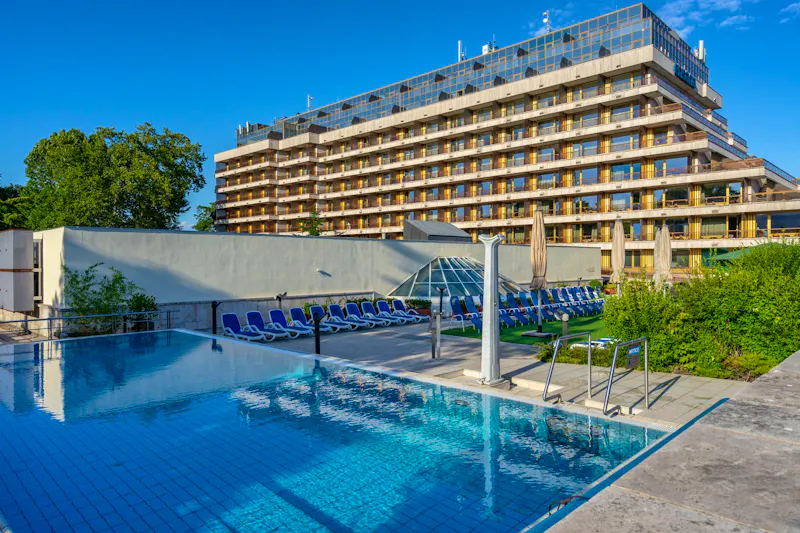 Pool Ensana Grand Margaret Island Health Spa Hotel in Budapest  - &copy;Ensana Grand Margaret Island Health Spa Hotel in Budapest 