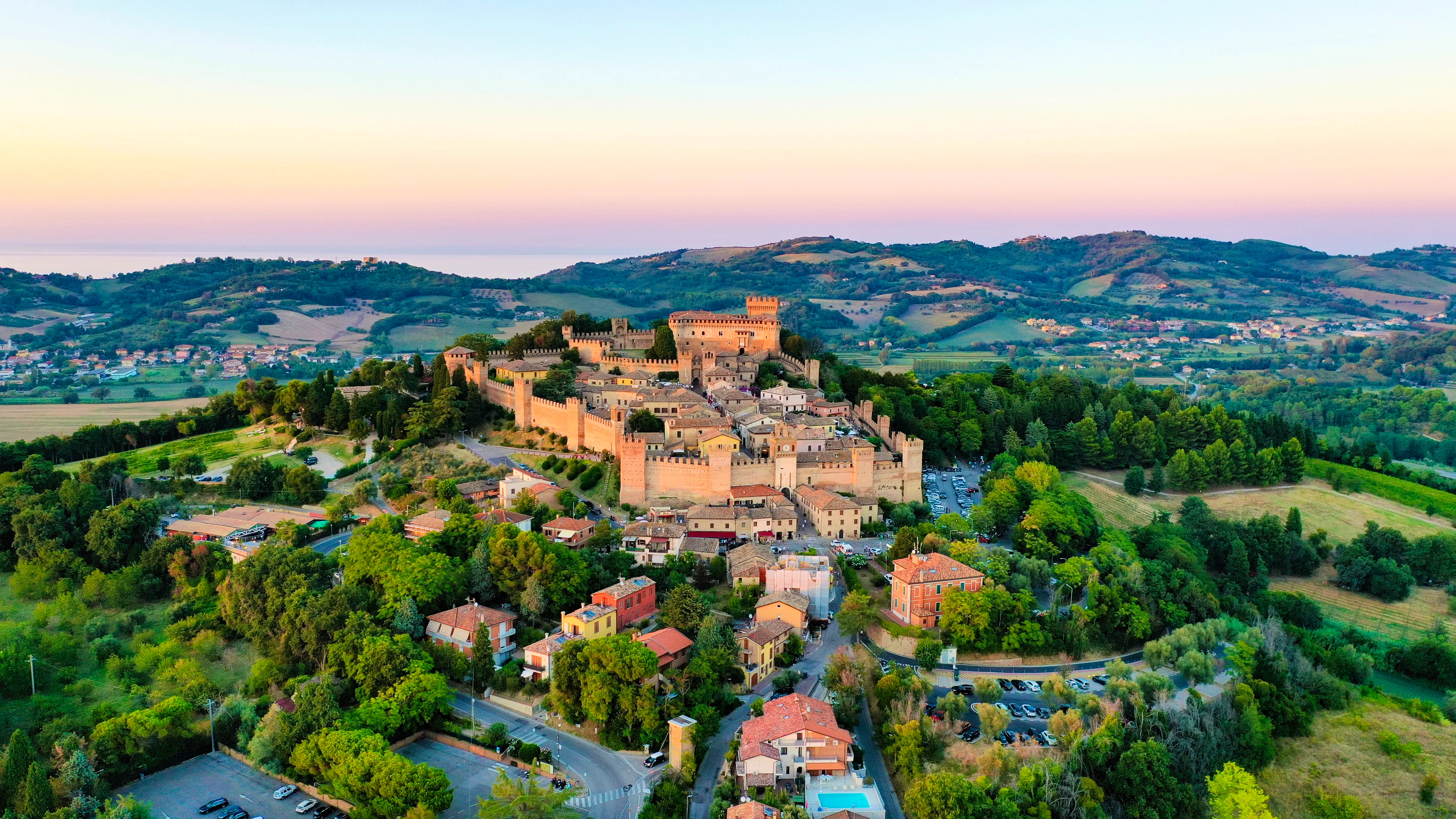 Gradara in Italien &ndash; &copy; luigi - Adobe Stock
