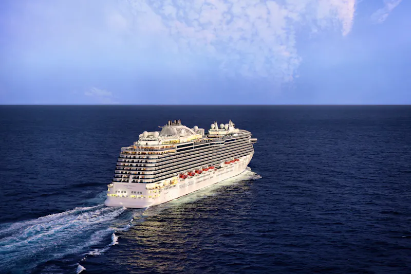 Royal Princess - &copy;@2016 Michel Verdure