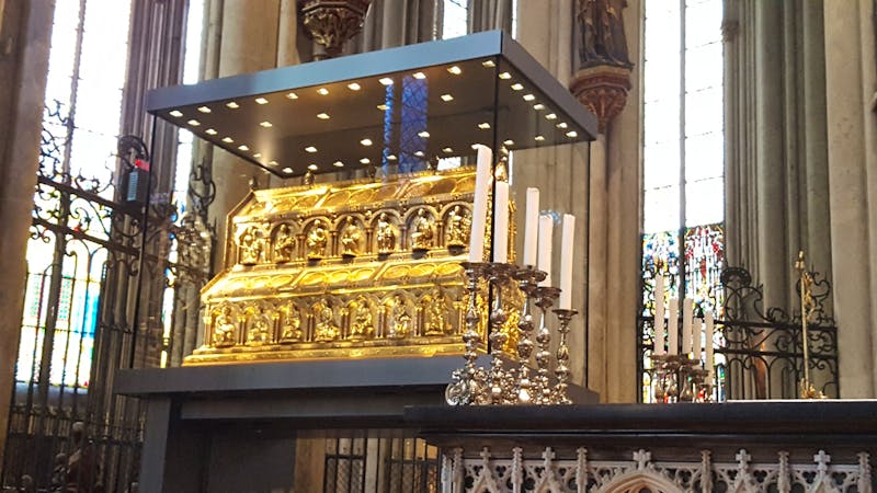 Im Kölner Dom - &copy;Steffi Zimmermann - Eberhardt TRAVEL