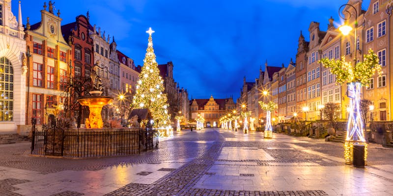 Danzig zur Weihnachtszeit - Langer Markt und Grünes Tor in der Altstadt - &copy;Kavalenkava - stock.adobe.com