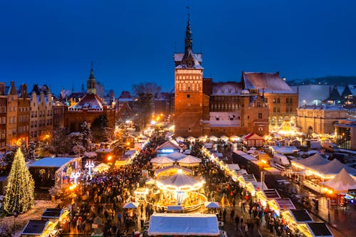 Danzig zur Weihnachtszeit - Weihnachtsmarkt in der Altstadt &ndash; &copy; Patryk Kosmider - stock.adobe.com