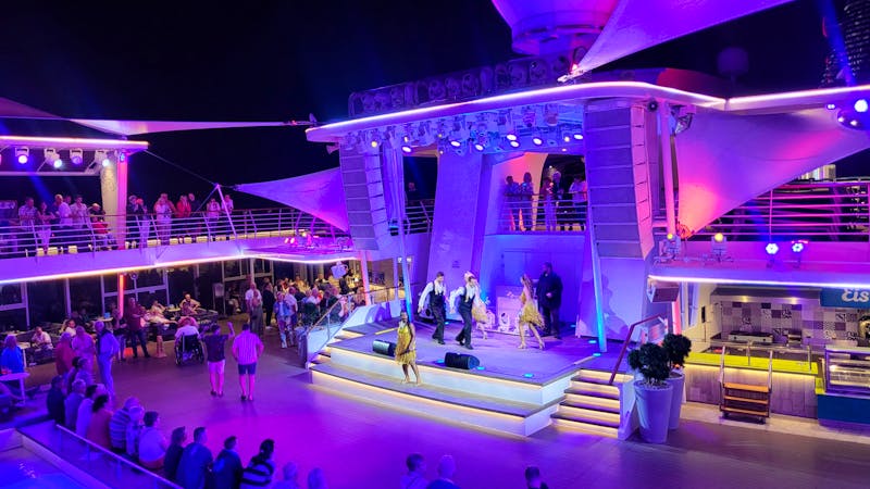Abendprogramm auf der Mein Schiff 6 - &copy;Franziska Bergmann - Eberhardt TRAVEL