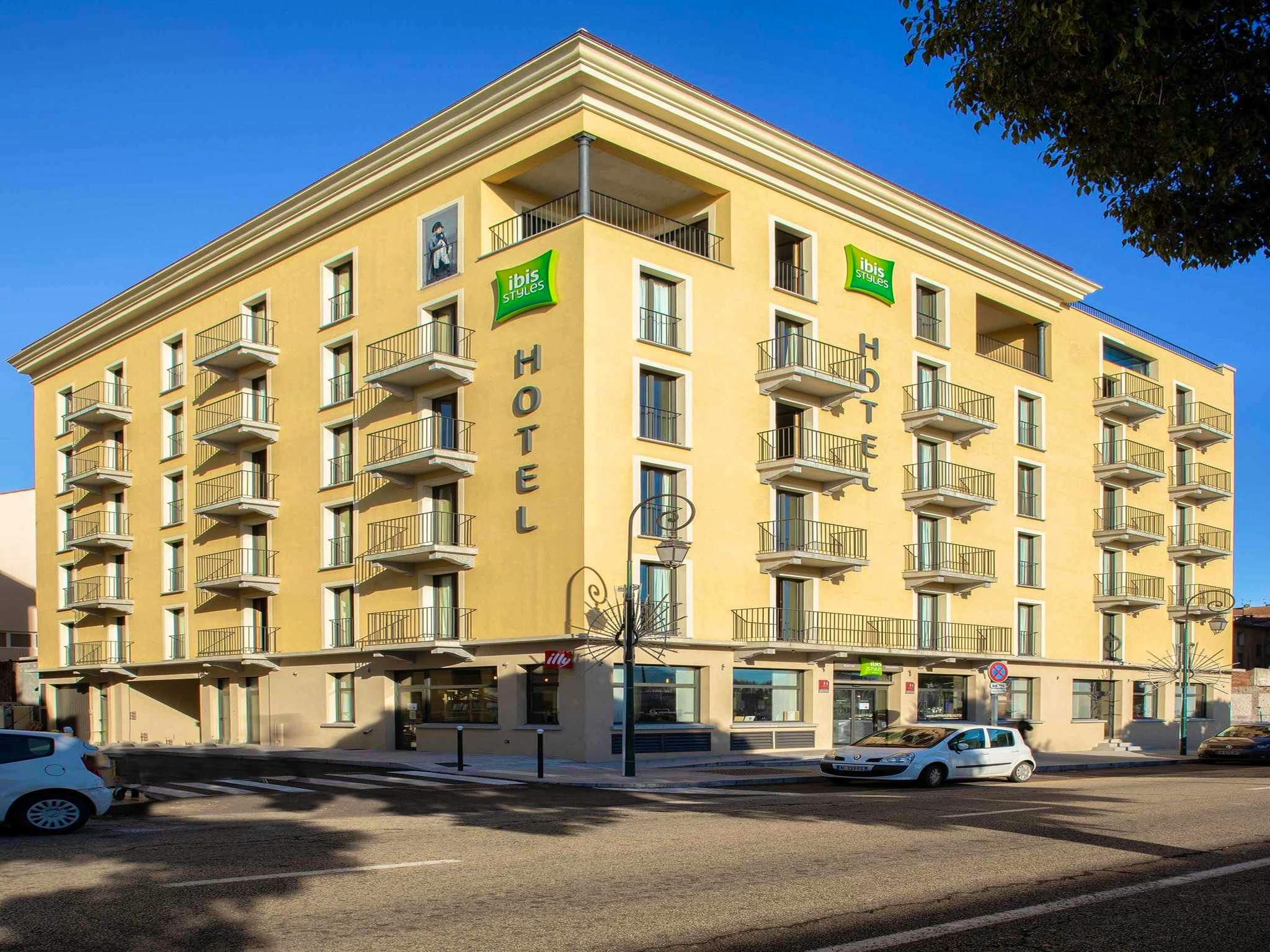 ibis Styles Ajaccio Napoleon - Hotelgebäude&nbsp;&ndash;&nbsp;&copy;&nbsp;Accor2019