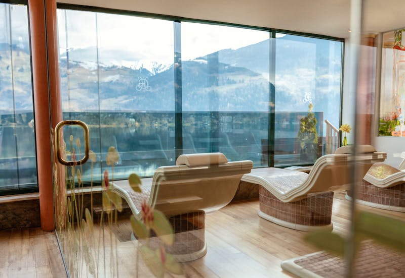 Wellness-Bereich im Grand Hotel Zell am See &ndash; &copy;PriTours