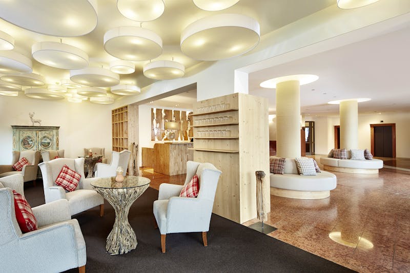 Lobby im Das Alpenhaus / Kaprun &ndash; &copy;michael huber I  www huber-fotografie at