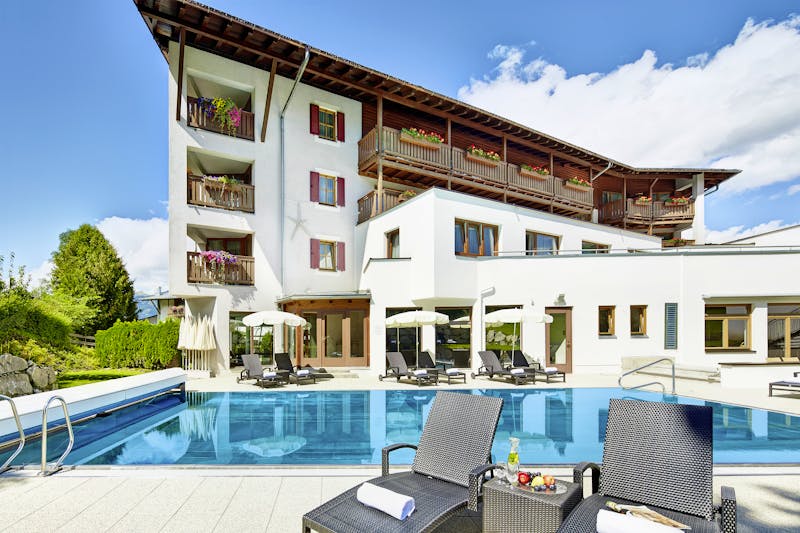 Außenpool im Das Alpenhaus / Kaprun &ndash; &copy;michael huber I  www huber-fotografie at