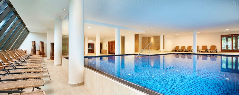 Schwimmbad im Das Alpenhaus / Kaprun &ndash; &copy;michael huber I  www huber-fotografie at