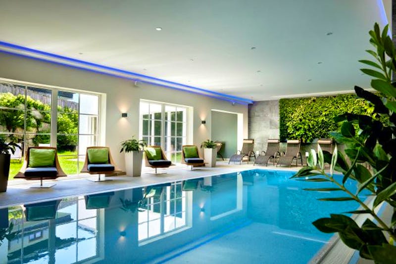 Pool im Hotel ever.grün &ndash; &copy;PriTours