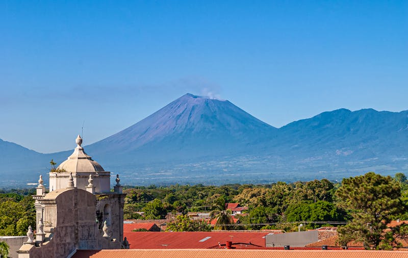 Vulkan Telica in Nicaragua - &copy;Claudine Van Massenhove, fin-mas.com