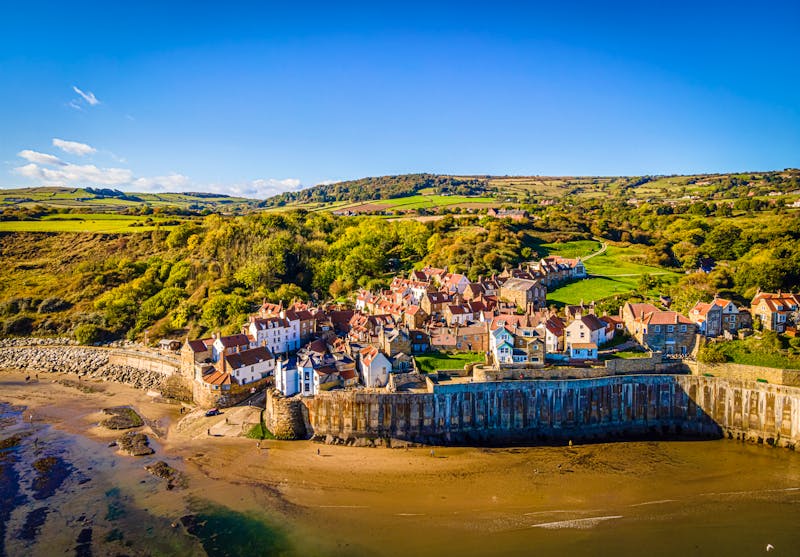 Robin Hood's Bay in England - &copy;Alexey Fedorenko - stock.adobe.com
