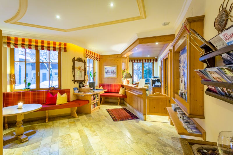 Lobby-Bereich im Hotel Seehof &ndash; &copy;PriTours