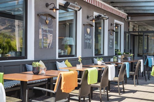 Restaurant Terrasse im Hotel Seehof &ndash; &copy; PriTours