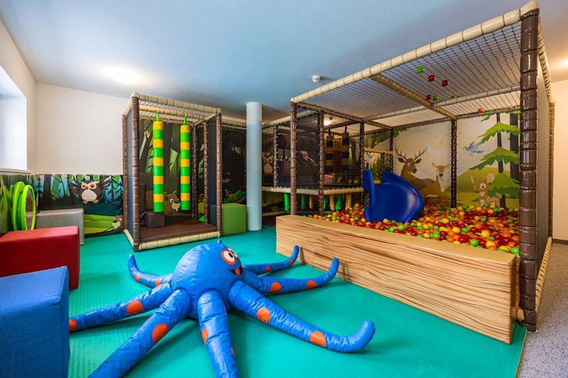 Spieleland im Hotel Der Waldhof &ndash; &copy;www.johannesradlwimmer.com