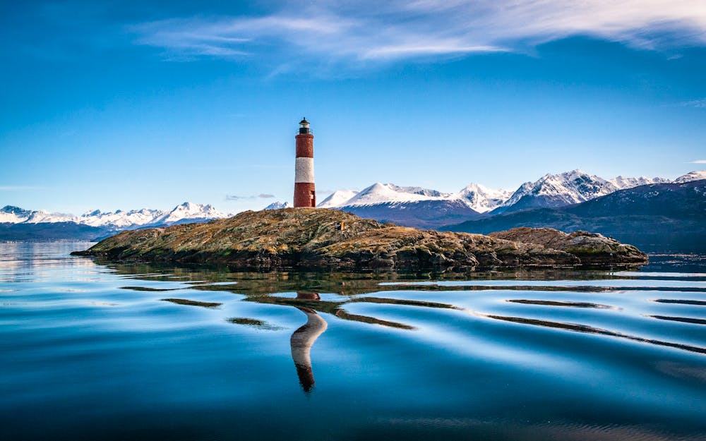 Leuchtturm bei Ushuaia &ndash; &copy; Ed Gazzinelli - stock.adobe.com