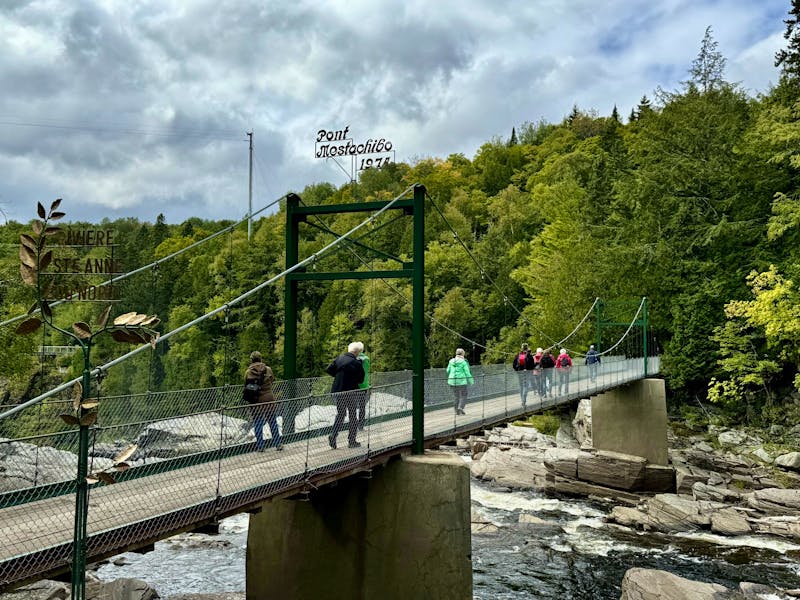 Spaziergang am Canyon Sainte-Anne in Quebec - &copy;Andreas Wolfsteller - Eberhardt TRAVEL