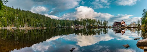 Mummelsee im Schwarzwald, Baden Württemberg &ndash; &copy; by-studio - stock.adobe.com