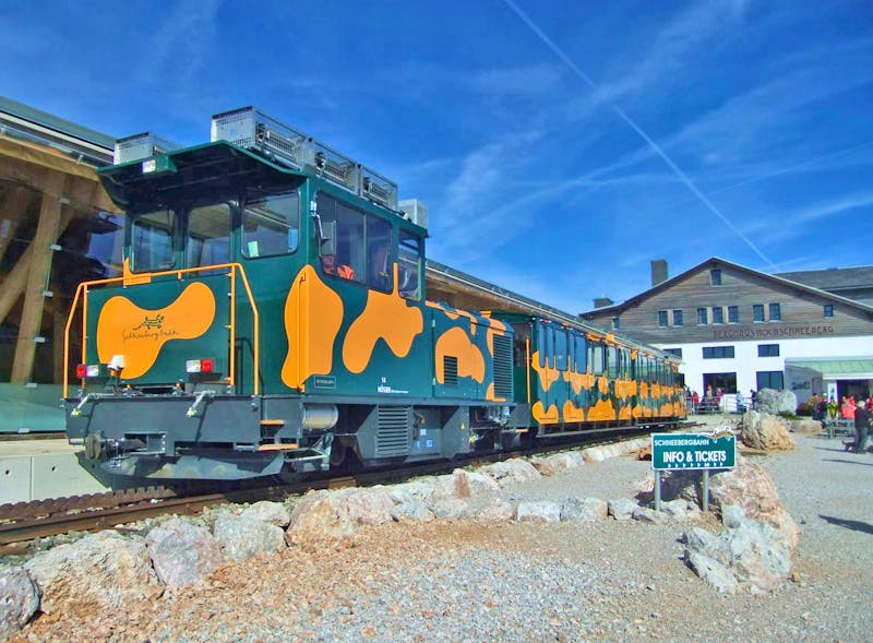 Zahnradbahn auf dem Schneeberg in Niederösterreich - &copy;Martina Pötschke - Eberhardt TRAVEL