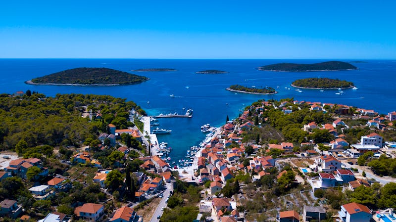 Maslinica auf der kroatischen Insel Solta - &copy;David - stock.adobe.com