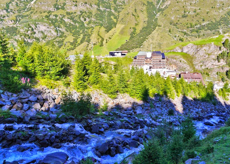 Auf dem Weg von Obergurgl nach Hochgurgl - &copy;Betina Marinov - Eberhardt TRAVEL