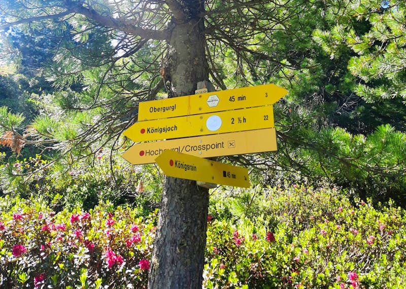 Wegweiser am Wanderweg nach Hochgurgl - &copy;Betina Marinov - Eberhardt TRAVEL