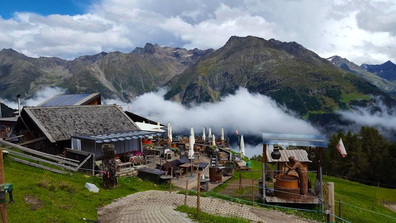 Almhütte Gampe Thaya in den Ötztaler Alpen bei Sölden - &copy;Betina Marinow - Eberhardt TRAVEL