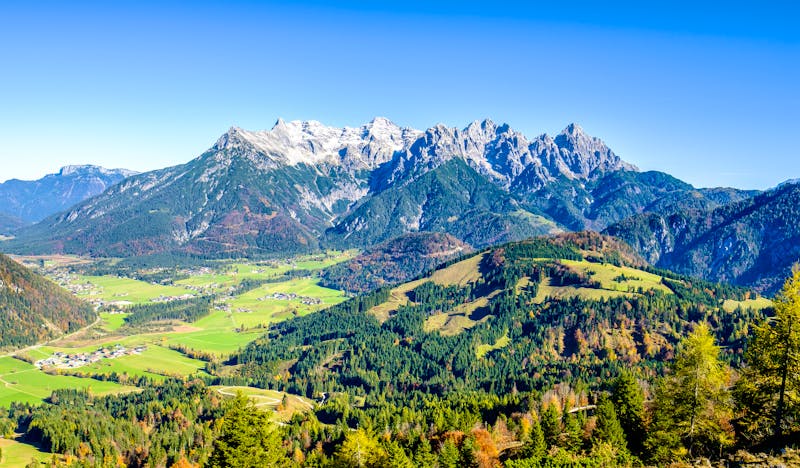 Bergpanorama nahe dem Pillersee in Tirol - &copy;Britta und Ralph Hoppe - www FooTToo de