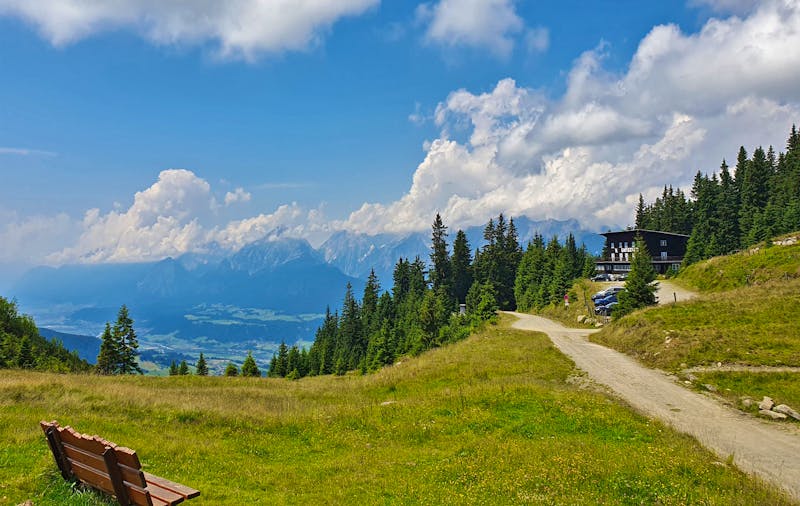 Blick vom Loassattel ins Inntal bei Innsbruck - &copy;Ria Heilmann - Eberhardt TRAVEL