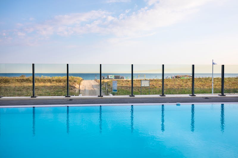 Pool im aja Warnemünde &ndash; &copy;aja Warnemünde