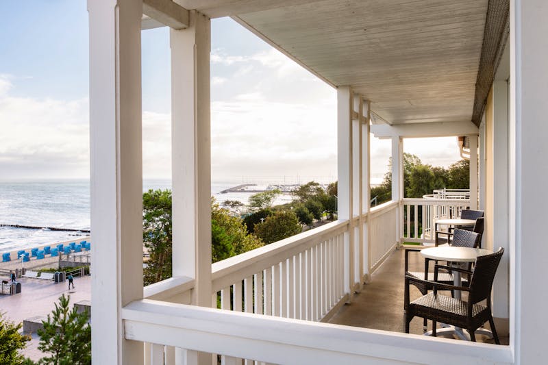 Zimmerbeispiel Doppelzimmer Seefront im A-ROSA Ostseehotel Kühlungsborn &ndash; &copy;Erik Gross